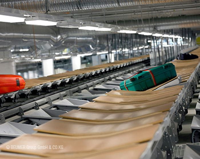 Conveyor technology - baggage carousel